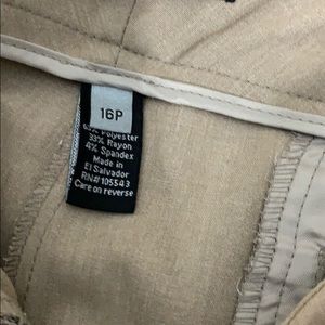 Apt. 9 Pants & Jumpsuits - Apt.9 Womans Tan Dress Pants SZ.16P Apt. 9 Pants & Jumpsuits - Apt.9 Womans Tan Dress Pants SZ.16P